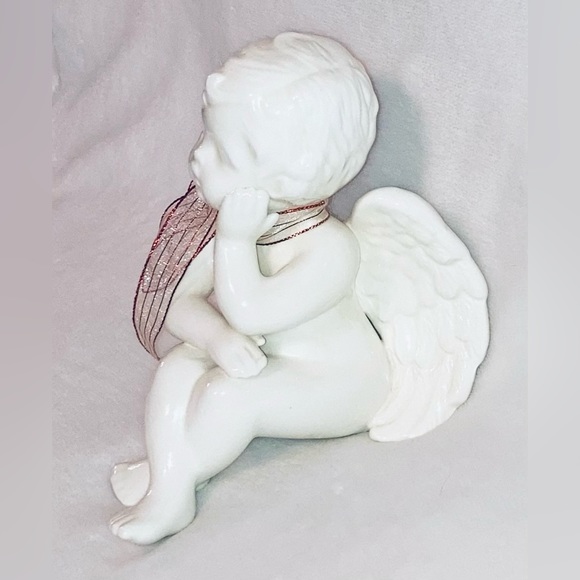 Ceramic Angel. - Picture 9 of 10